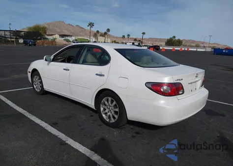 2004 Lexus Es 330 z USA, uszkodzony, nr VIN JTHBA30G445016939